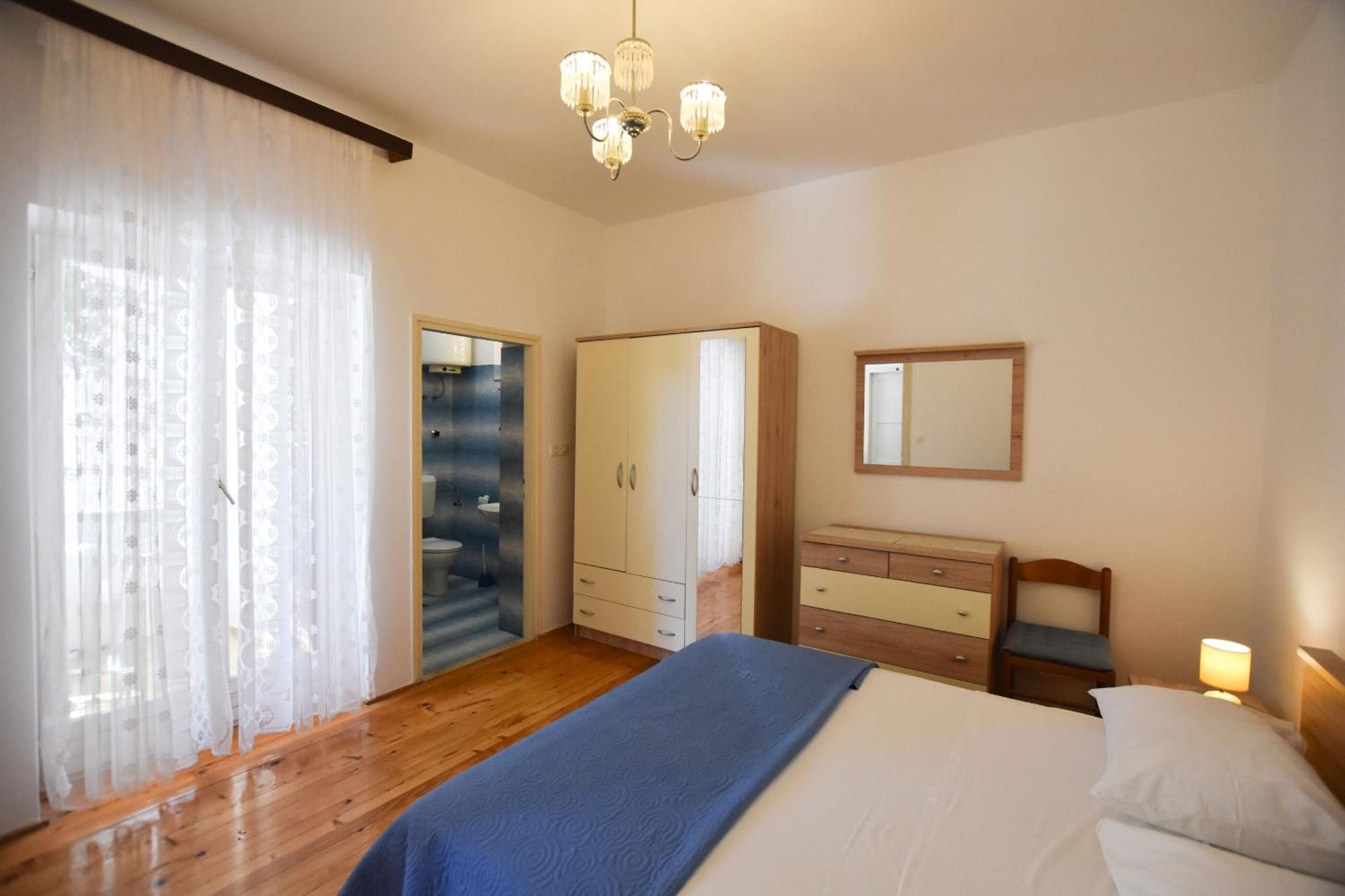 Apartments And Rooms Jakov พรีมอชเตน ห้อง รูปภาพ