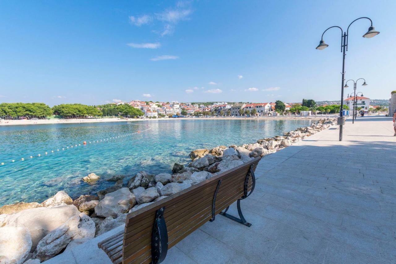 Apartments And Rooms Jakov พรีมอชเตน ภายนอก รูปภาพ
